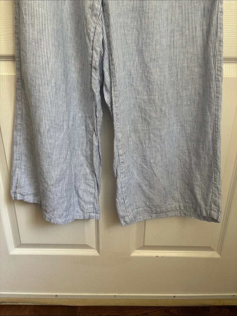Tahari wide Leg Linen Blue and White Pinstripe Drawstring Pants Sz Medium beach